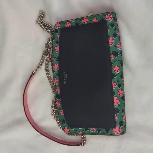 Kate Spade Pink Floral Purse w/card holder - Picture 3 of 9